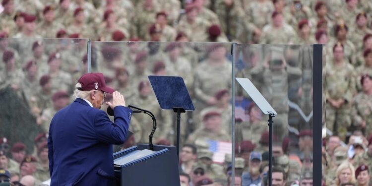 Τραμπ: Στέλνει τους πεζοναύτες στο Λος Άντζελες για να το «απελευθερώσει» και μιλά για «ζώα» διαδηλωτές
