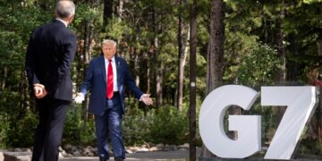 Ετοιμο για συνομιλίες το Ιράν μετά τα ισραηλινά χτυπήματα λέει ο Τραμπ