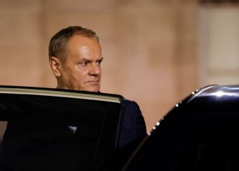 Ψήφο εμπιστοσύνης ζητά ο Τουσκ