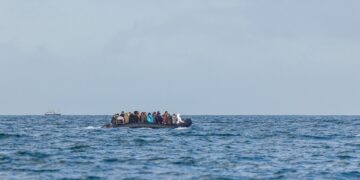 Σύσκεψη για την διαχείριση των αυξημένων μεταναστευτικών ροών, με βολές κατά του υπουργείου Μετανάστευσης