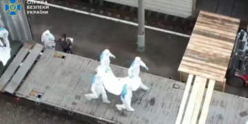 Οι Ουκρανοί παρέλαβαν 1.200 πτώματα στρατιωτών από τη Ρωσία