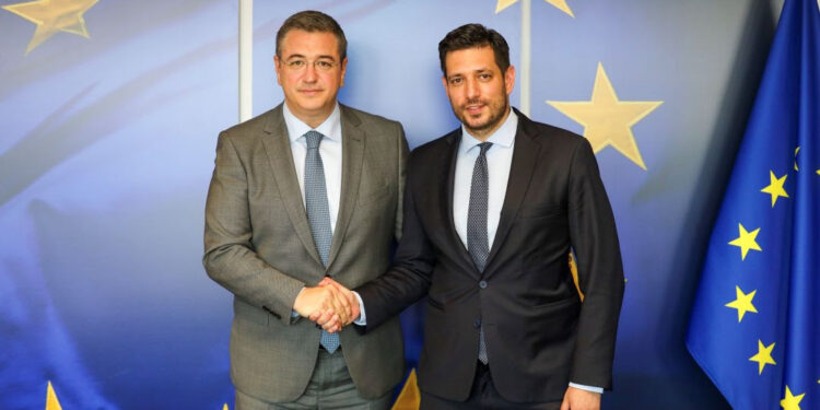 Συνάντηση Τζιτζικώστα – Κυρανάκη στις Βρυξέλλες: Στο επίκεντρο οι σιδηροδρομικές υποδομές στην Ελλάδα