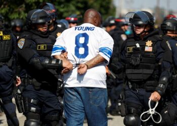 Λος Άντζελες: Μαζικές συλλήψεις και απαγόρευση κυκλοφορίας