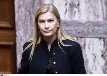 Βολουδάκη στον Realfm 97,8: Αύξηση πάνω από 170% των μεταναστευτικών ροών