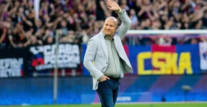 Ο Νίκολιτς επιβεβαίωσε ότι αναλαμβάνει την ΑΕΚ