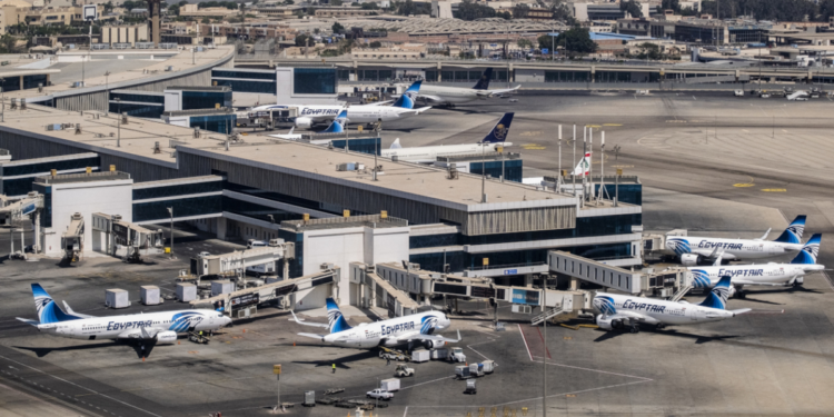 Adventure for 26 Greeks at Cairo Airport – They were denied participation in the “March to Gaza”