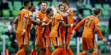 «Οκτάσφαιρη» η Ολλανδία, «κατέρρευσε» φίλαθλος στη νίκη της Φινλανδίας επί της Πολωνίας