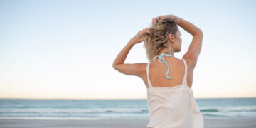 Οι άνθρωποι που νιώθουν υπερβολική μοναξιά συνηθίζουν να κάνουν αυτά τα 8 πράγματα, χωρίς να το συνηδειτοποιούν