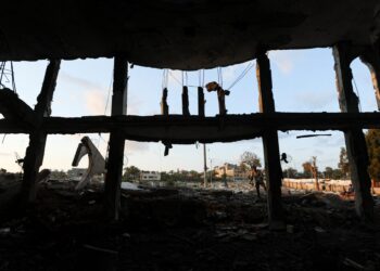 Τρεις νεκροί από ισραηλινά πυρά κοντά σε κέντρο βοήθειας στη Γάζα – «Πλησίασαν με απειλητικό τρόπο», απαντά ο IDF