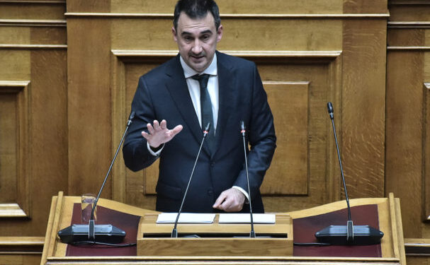 Αλέξης Χαρίτσης: Το Brain drain συνεχίζεται