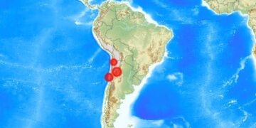 Χιλιάδες νοικοκυριά χωρίς ρεύμα μετά από τα 6,4 Ρίχτερ