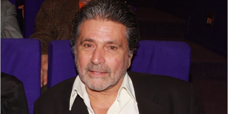 Γιώργος Χριστοδούλου για Φιλιππίδη – Παπαχαραλάμπους: «Όλο το θέατρο ήξερε ότι είχαν όχι σχέση, αλλά “καρασχέση”»