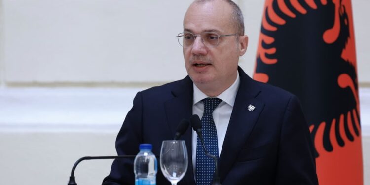 Στην Αθήνα αύριο Τρίτη ο ΥΠΕΞ Αλβανίας – Συνάντηση με τον ΠτΔ Κωνσταντίνο Τασούλα