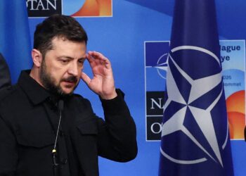 Ο Ζελένσκι καλεί το ΝΑΤΟ πριν από τη Σύνοδο Κορυφής της Χάγης να στηρίξει την αμυντική βιομηχανία της Ουκρανίας