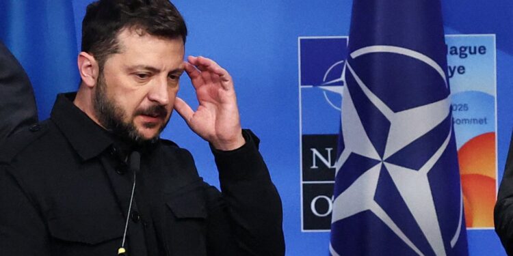 Ο Ζελένσκι καλεί το ΝΑΤΟ πριν από τη Σύνοδο Κορυφής της Χάγης να στηρίξει την αμυντική βιομηχανία της Ουκρανίας