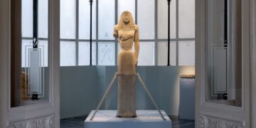 Οι «Κυκλαδίτισσες» ολοκλήρωσαν την παρουσία τους στην Αθήνα και ταξιδεύουν στη Σαντορίνη