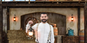 Για bowling με τον γιο του Κίμωνα